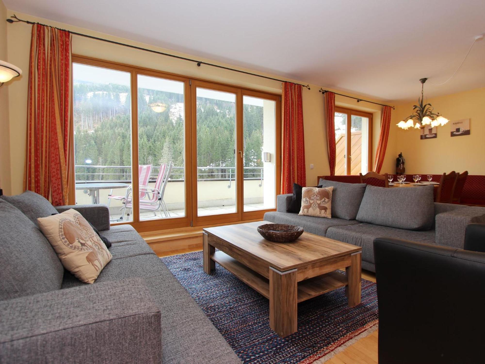 Chalet Apartment In Saalbach Hinterglemm Extérieur photo
